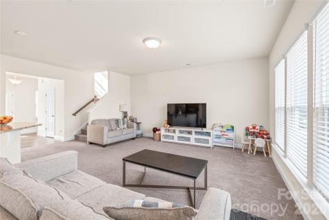 1043 Kalli Drive Matthews NC 28104