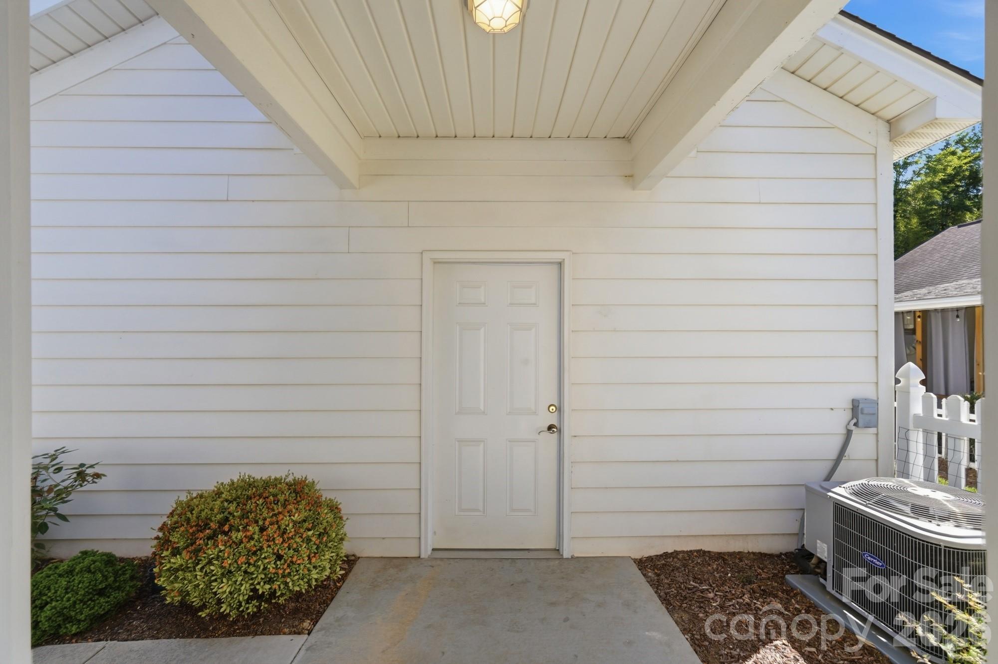 13344 Old Compton Court Pineville NC 28134
