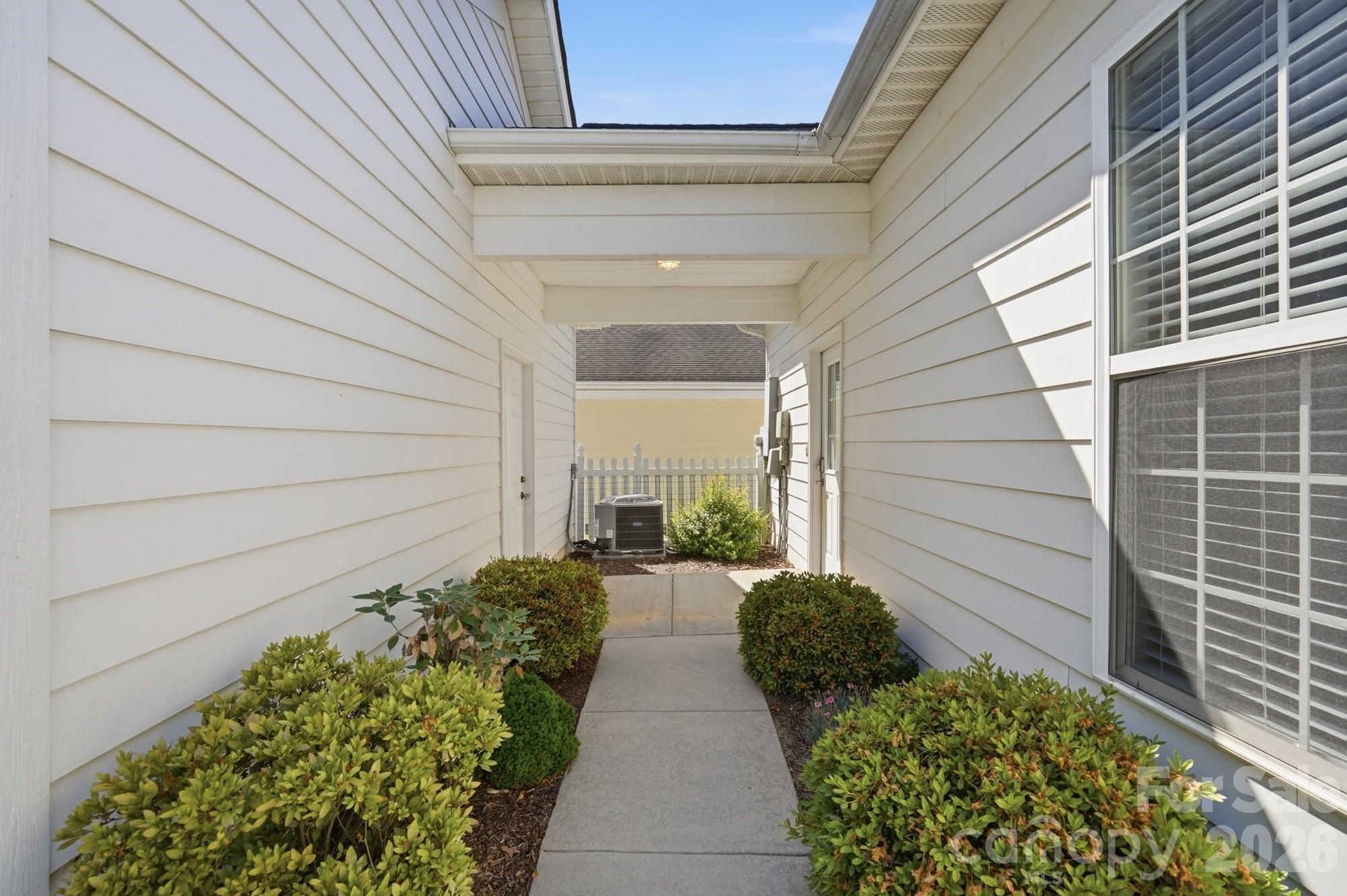 13344 Old Compton Court Pineville NC 28134