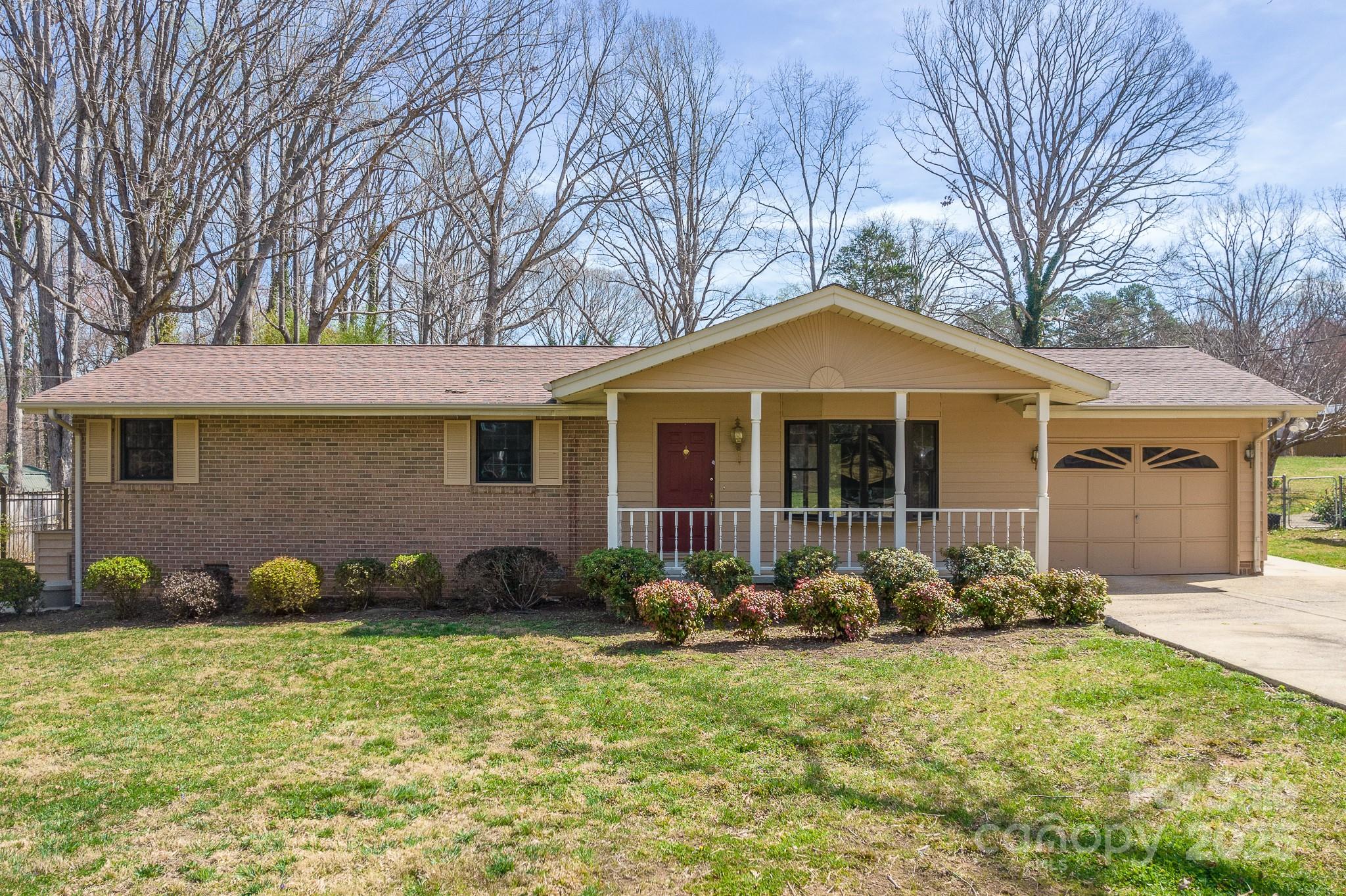 1630 26th Street NE Hickory NC 28601