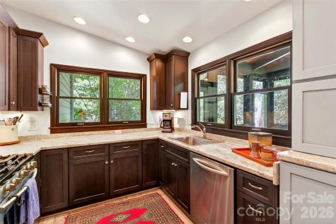 102 Frist Road Montreat NC 28757