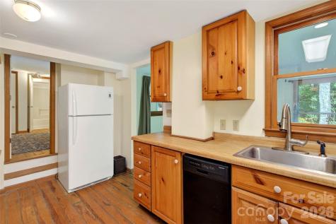 102 Frist Road Montreat NC 28757