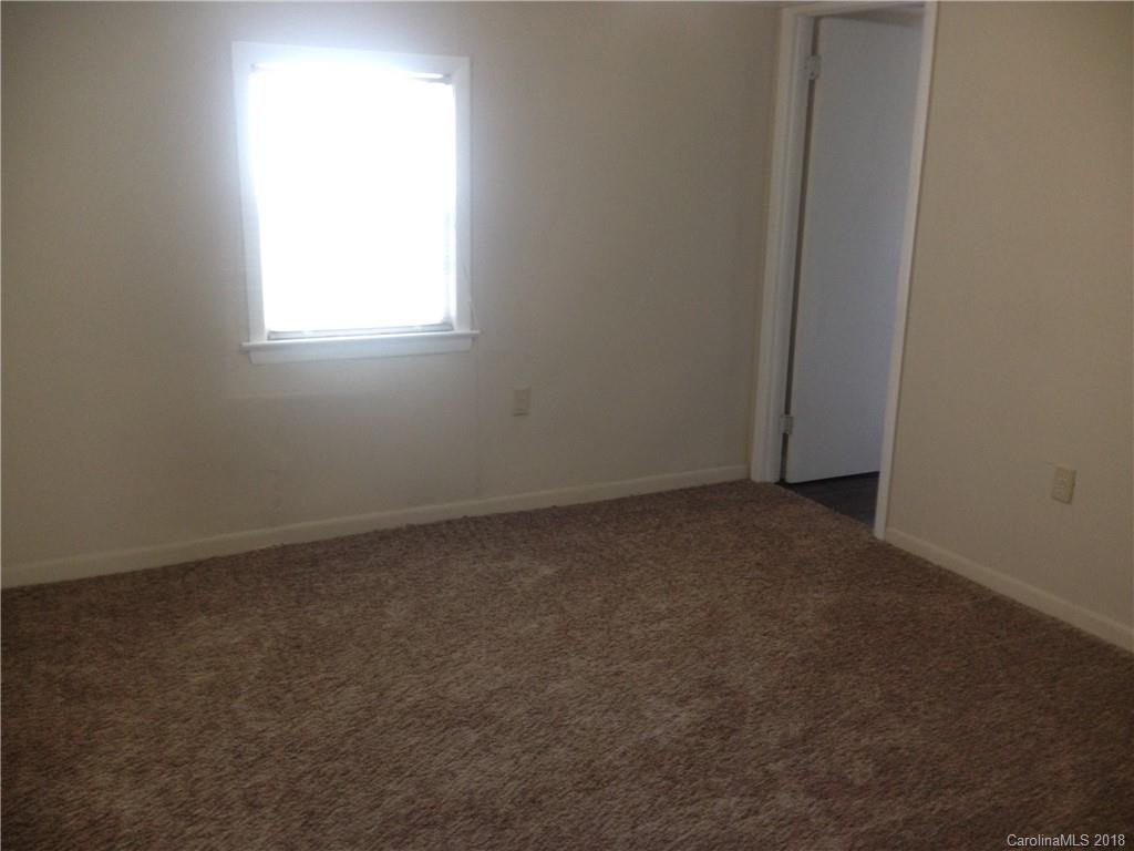 12 Evergreen Avenue Asheville NC 28806