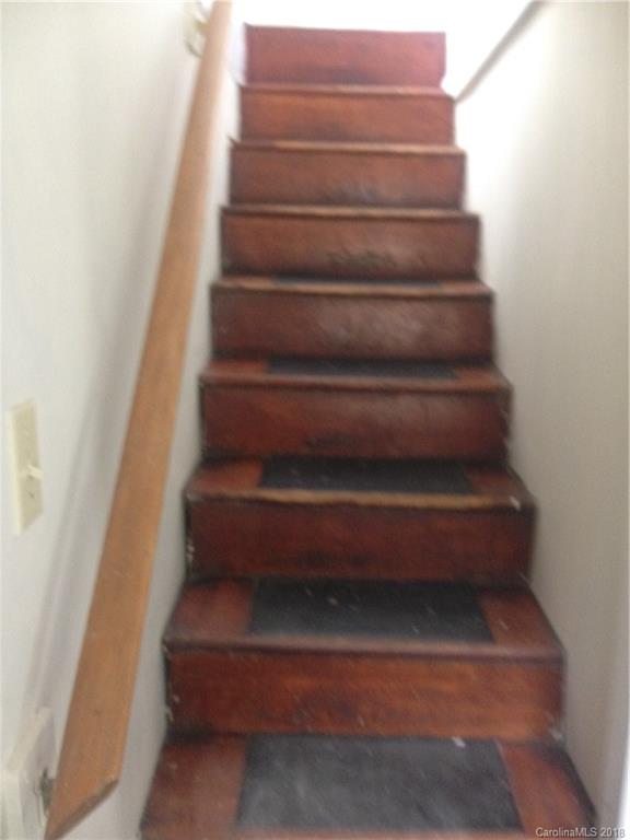 12 Evergreen Avenue Asheville NC 28806