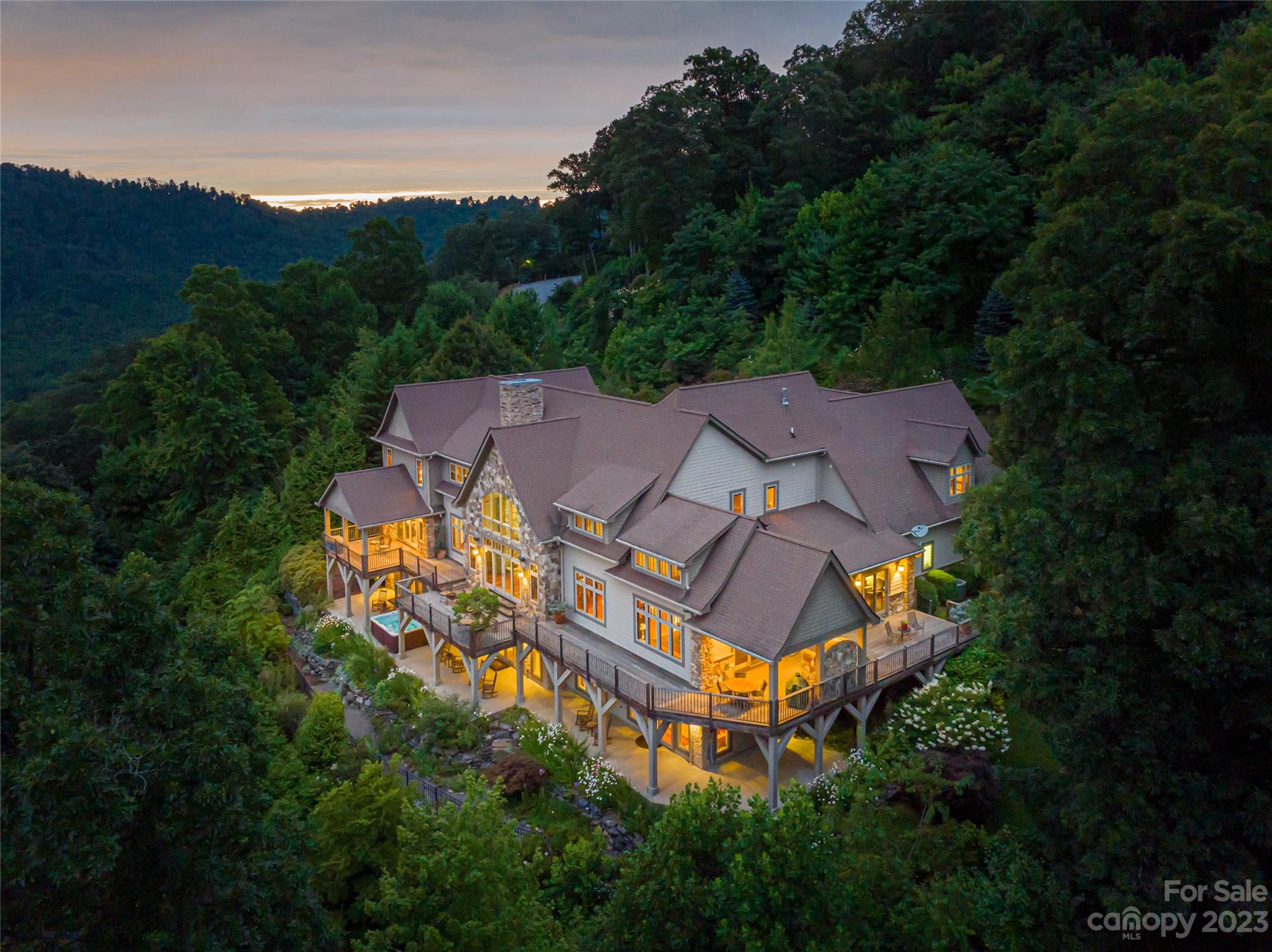 99 Crestridge Drive Asheville NC 28803
