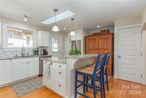 167 Vance Avenue Black Mountain NC 28711