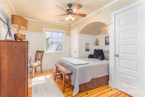 167 Vance Avenue Black Mountain NC 28711