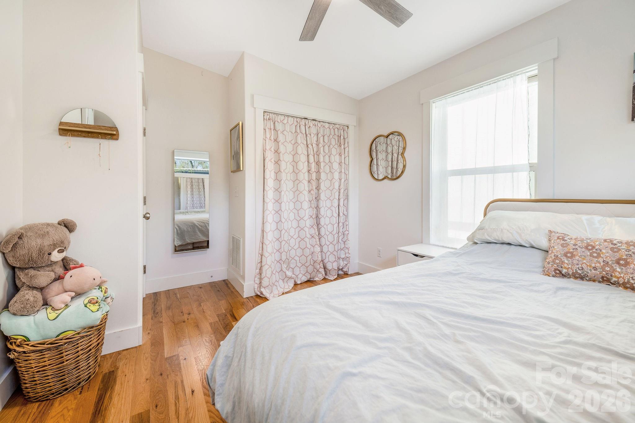 156 Bradley Street Asheville NC 28806