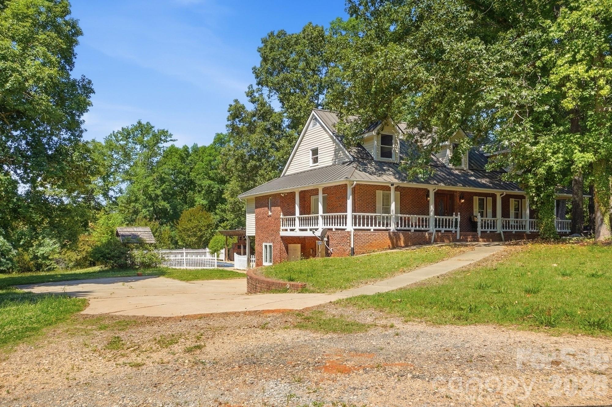 846 Windy Oaks Way Lancaster SC 29720