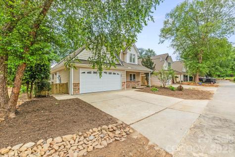 50 Beekeeper Trail Swannanoa NC 28778