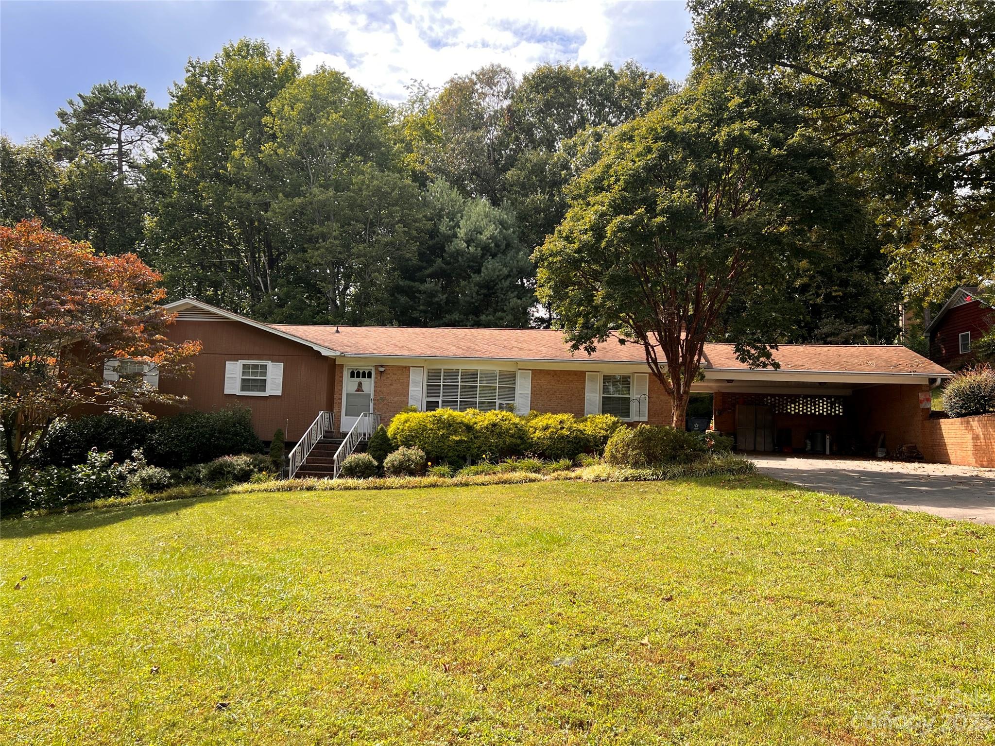 71 Gazebo Road Hickory NC 28601