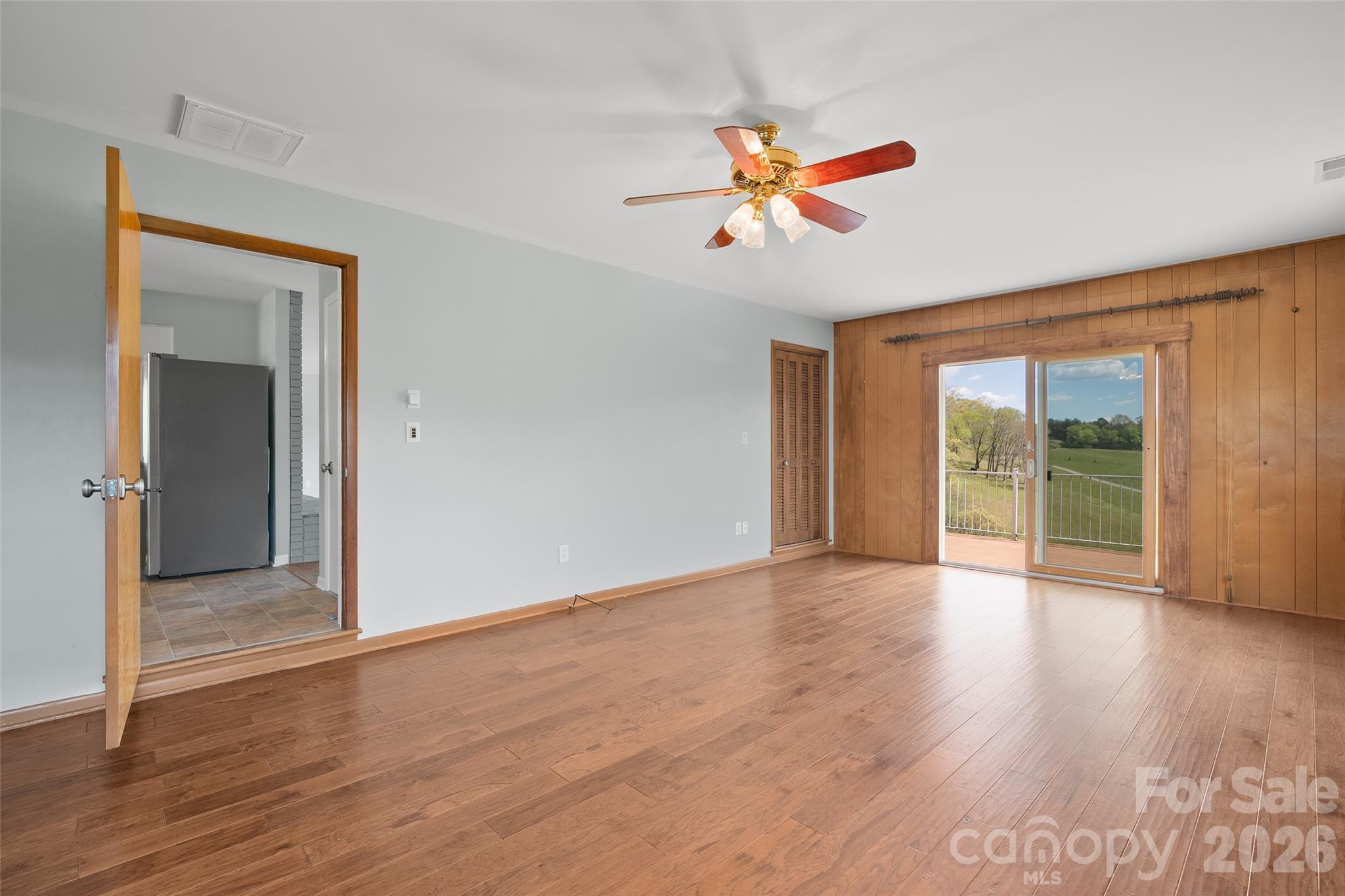 441 Mulberry Street Clyde NC 28721