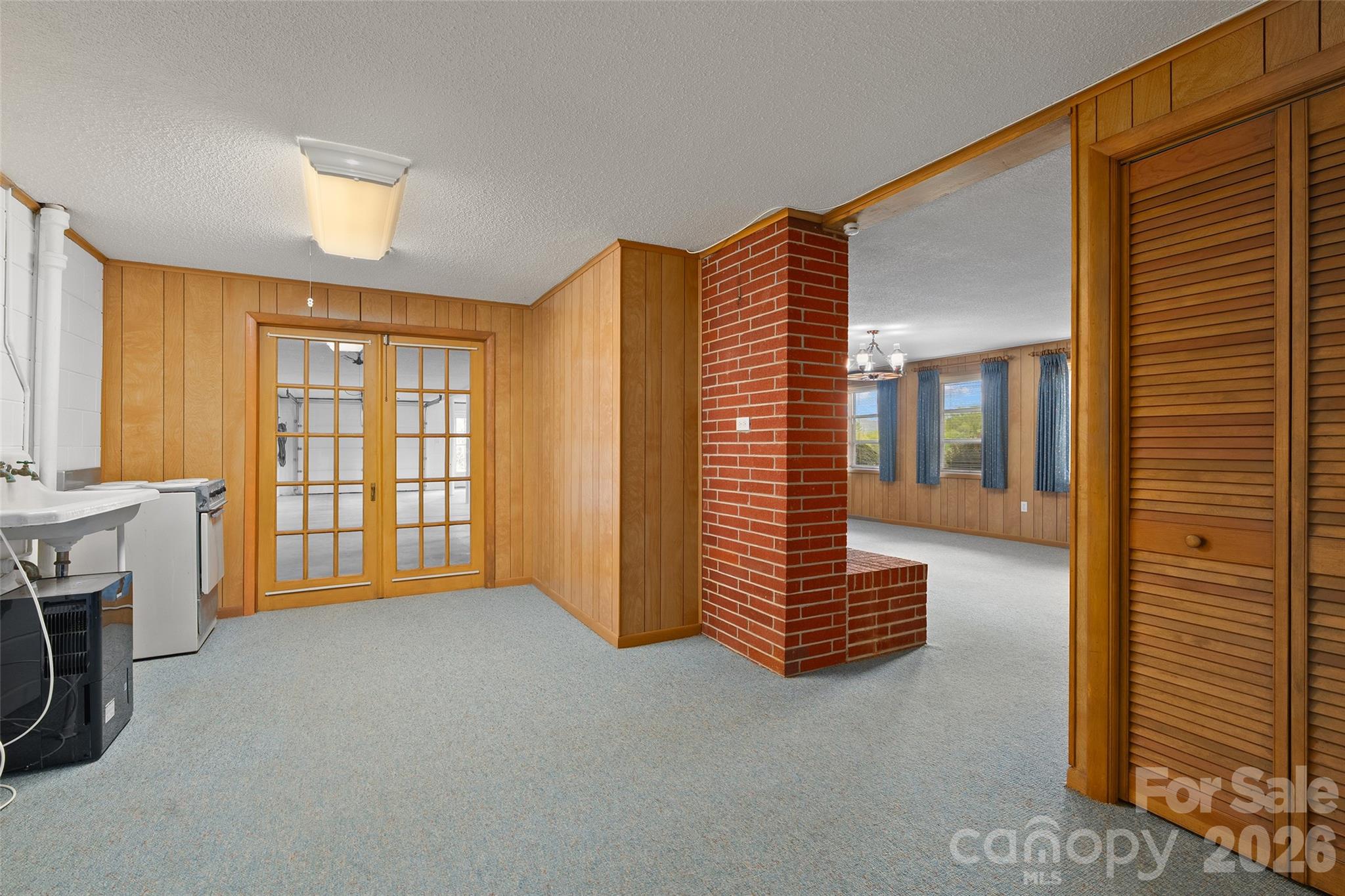 441 Mulberry Street Clyde NC 28721