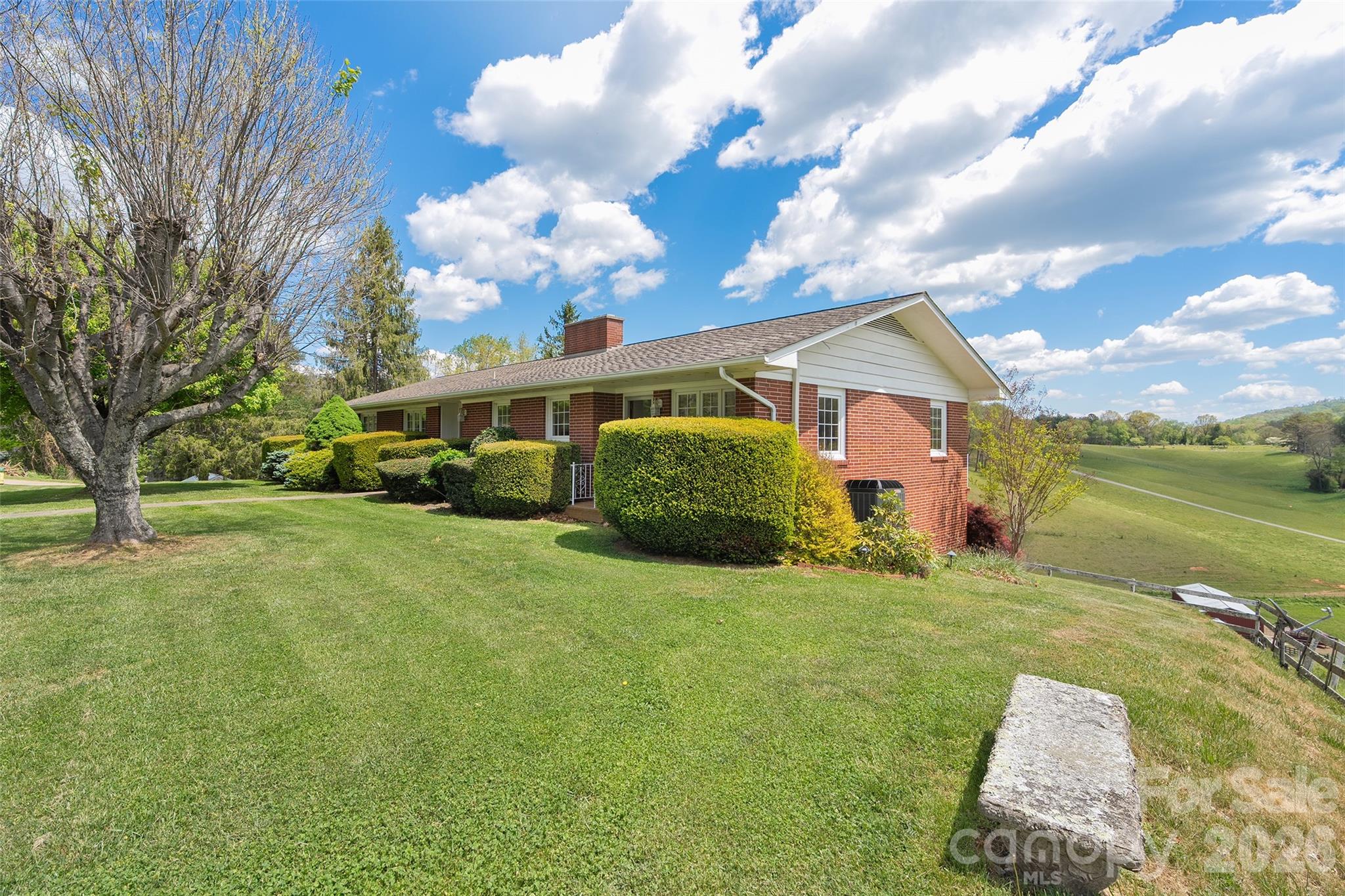 441 Mulberry Street Clyde NC 28721