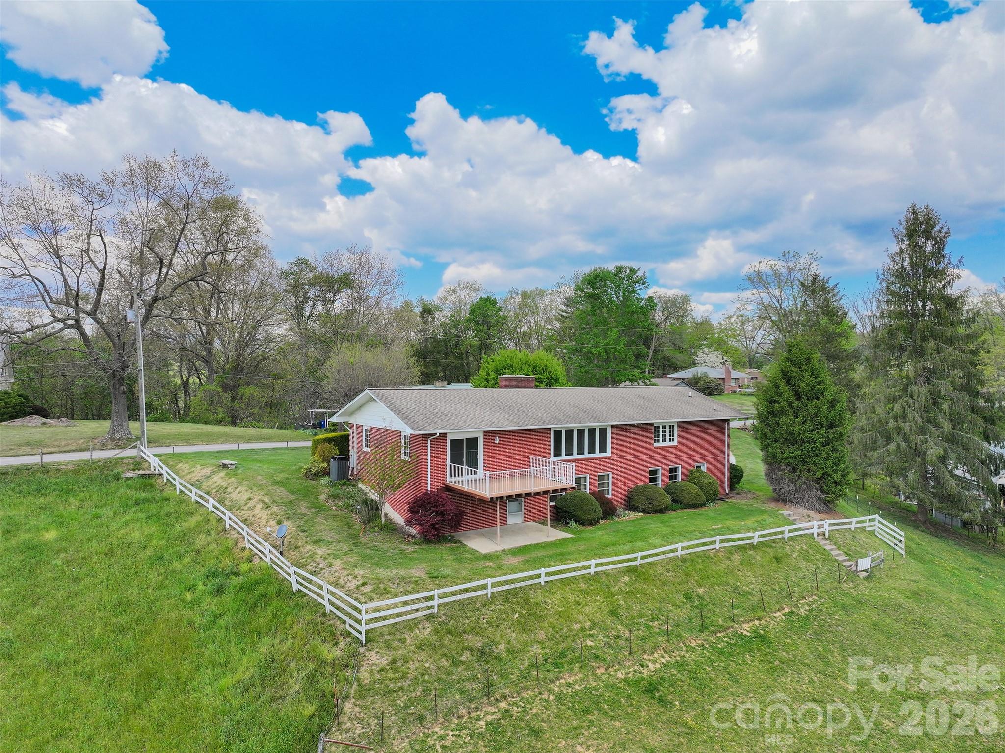 441 Mulberry Street Clyde NC 28721