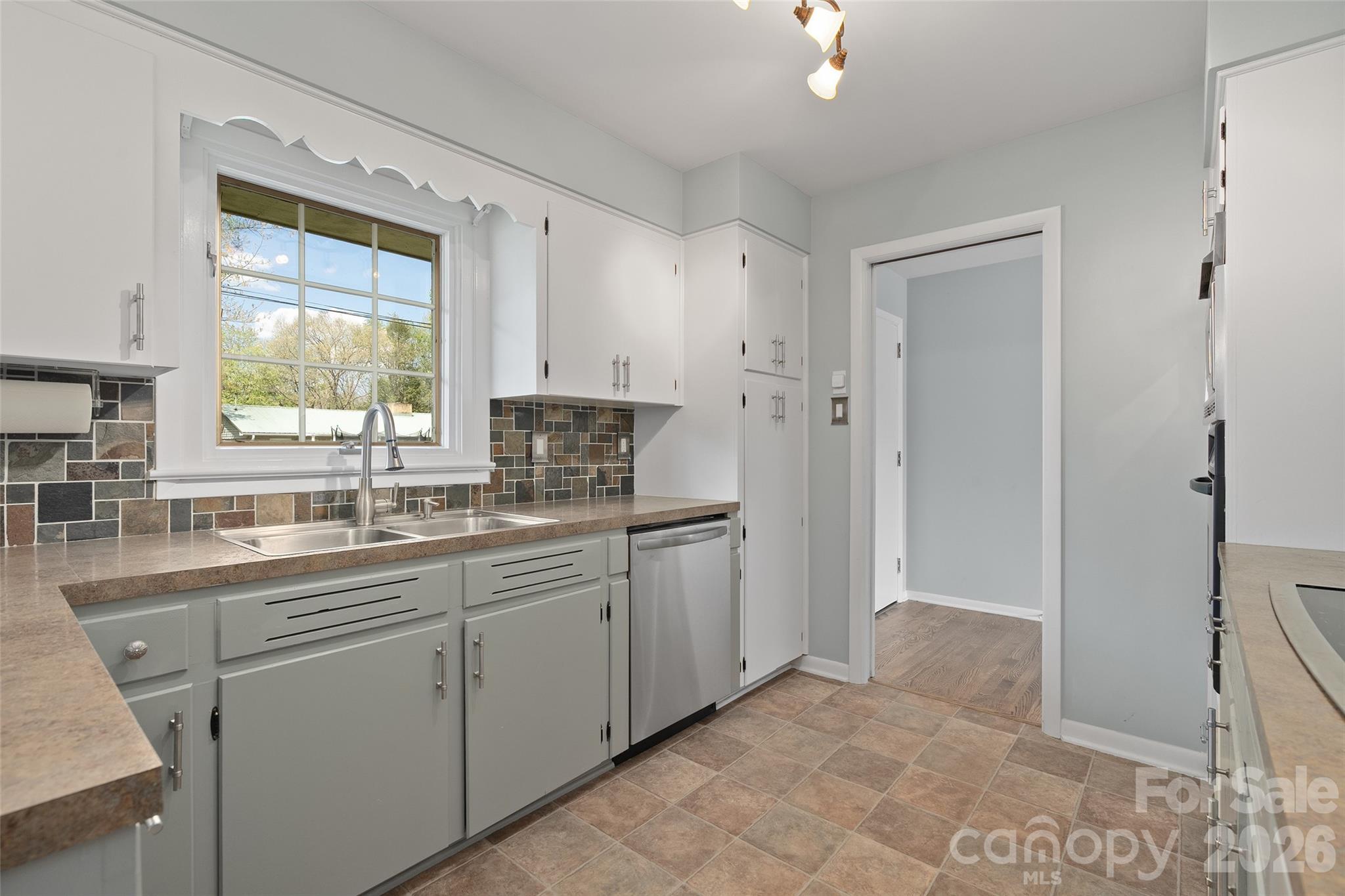441 Mulberry Street Clyde NC 28721
