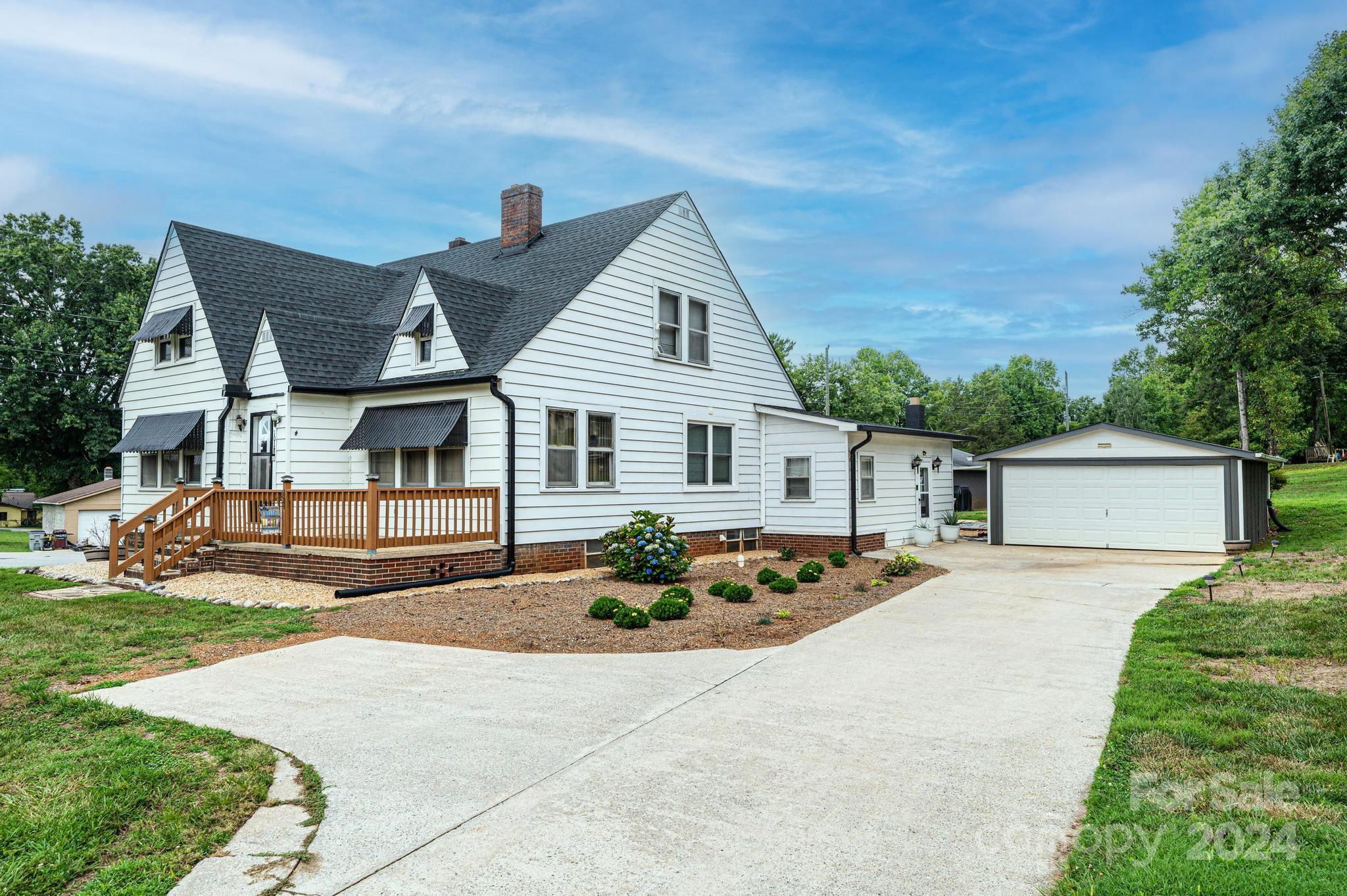 1018 Connelly Springs Road Lenoir NC 28645