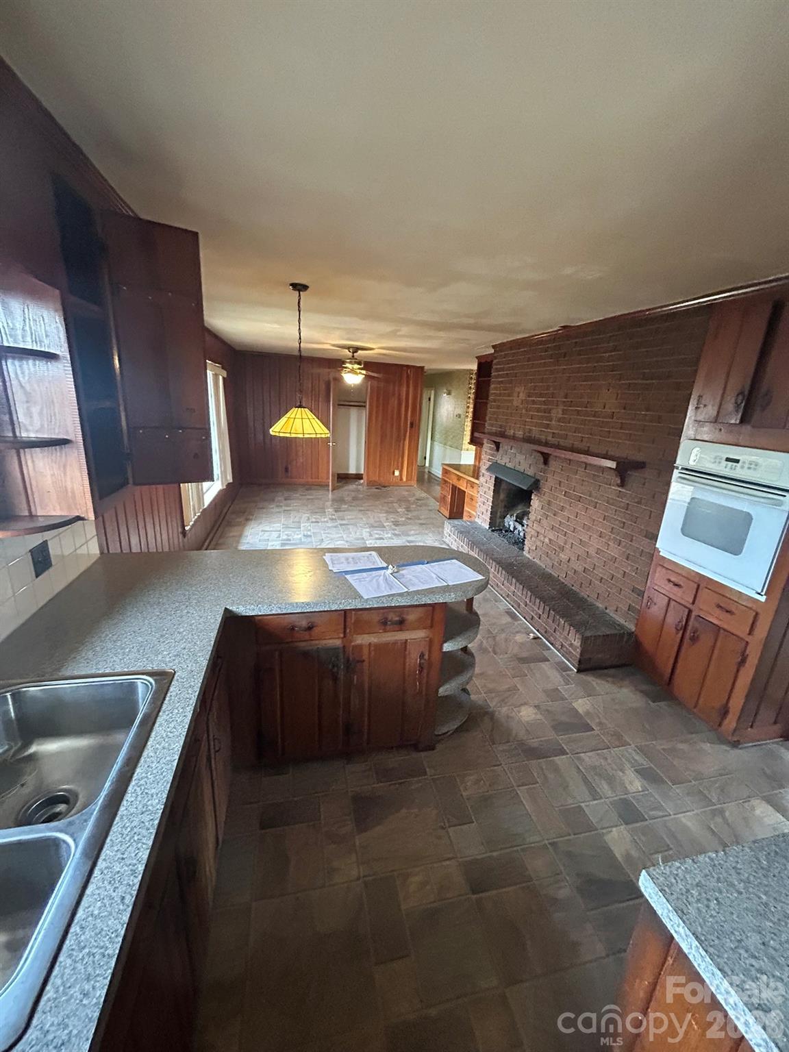 626 Willowbrook Lane Winston Salem NC 27104