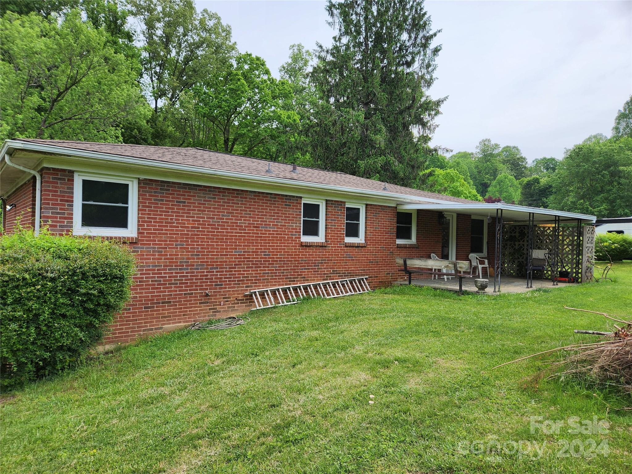 28 Sunset Drive Asheville NC 28806