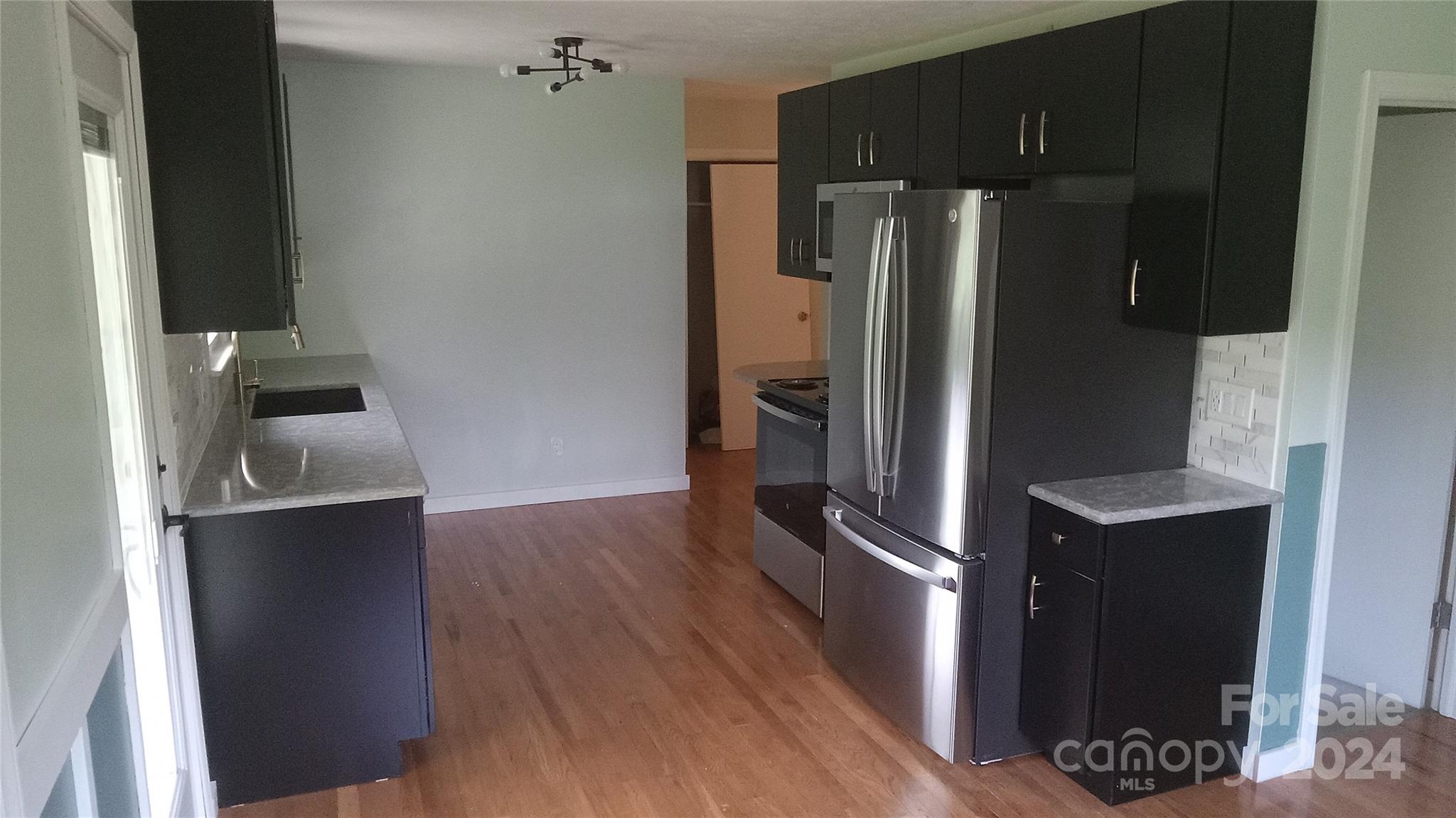 28 Sunset Drive Asheville NC 28806