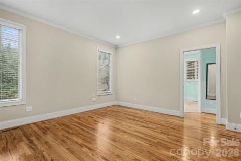 621 Crystal Bay Drive Denton NC 27239
