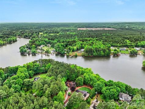 621 Crystal Bay Drive Denton NC 27239