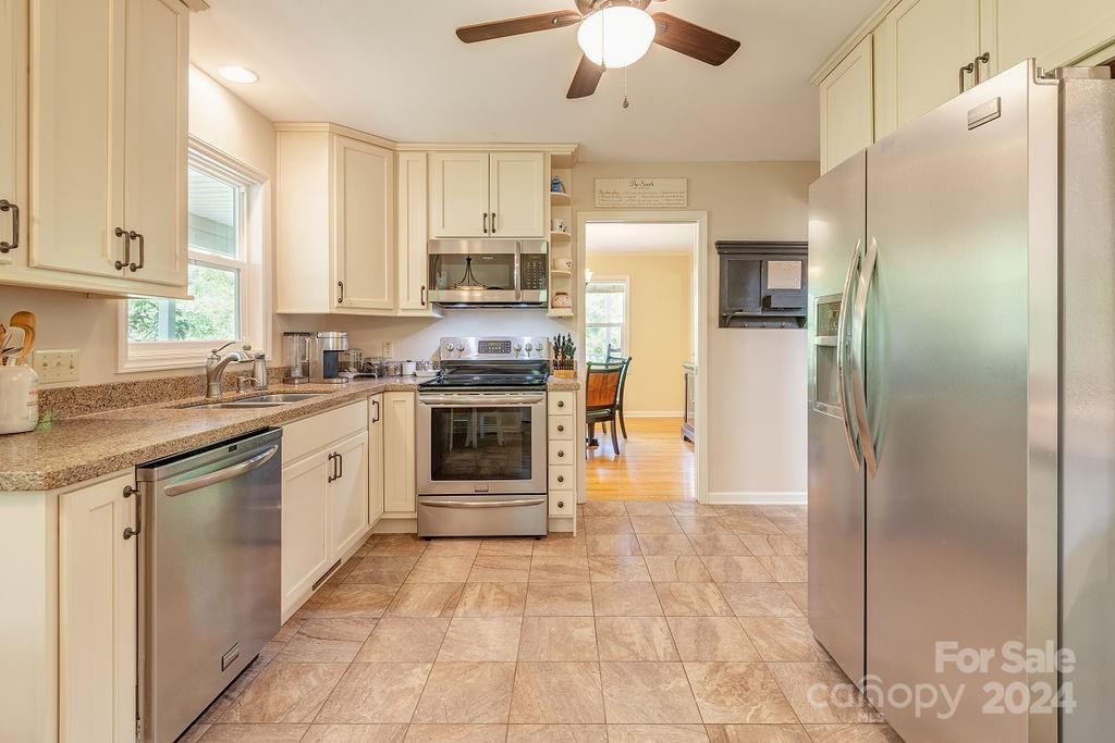 42 Merrell Road Leicester NC 28748