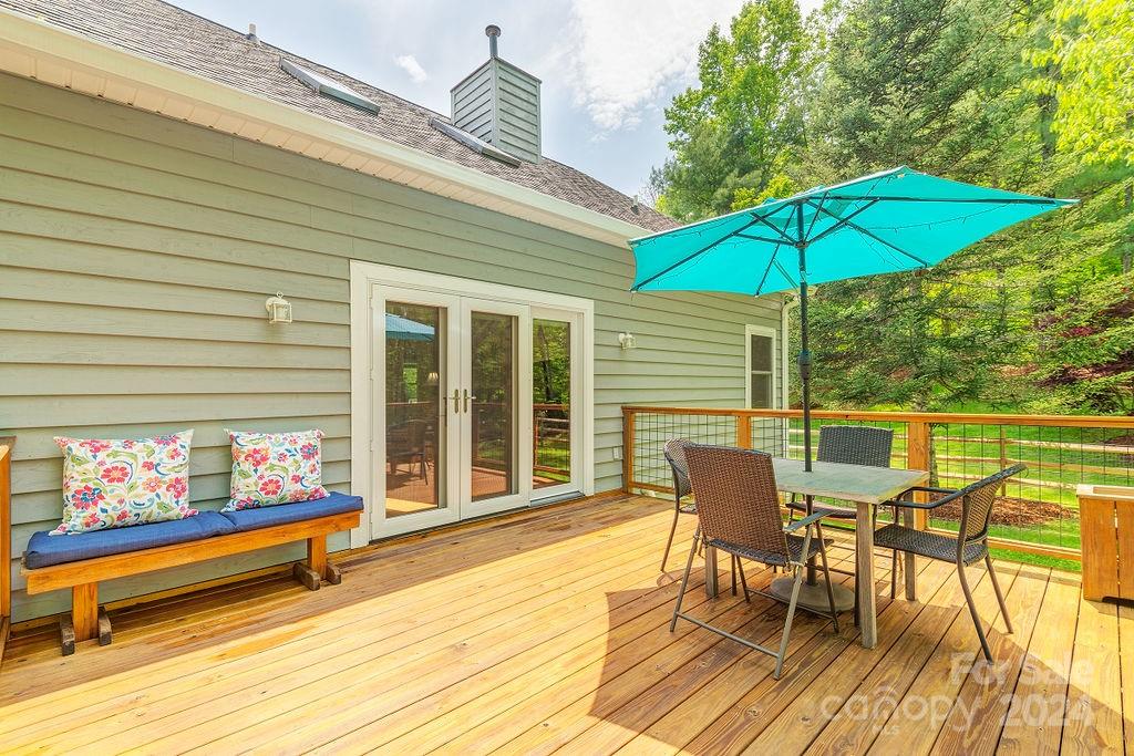 42 Merrell Road Leicester NC 28748