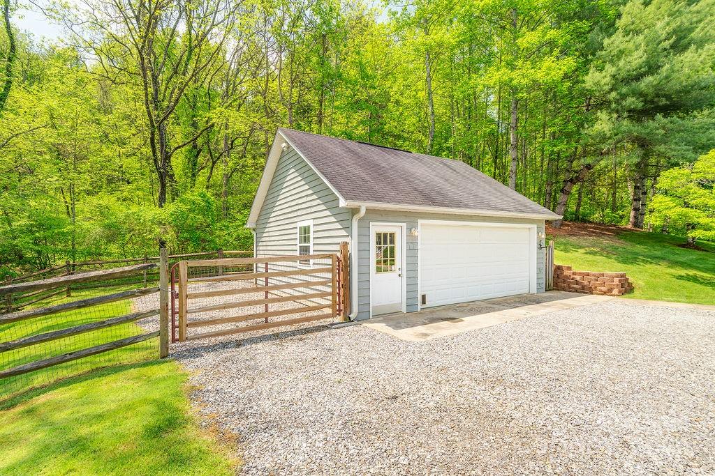 42 Merrell Road Leicester NC 28748