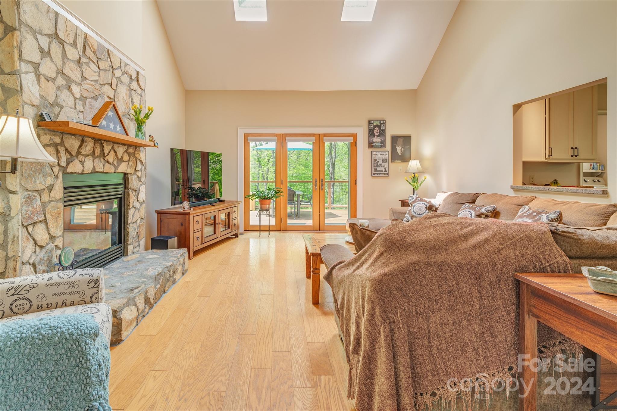 42 Merrell Road Leicester NC 28748