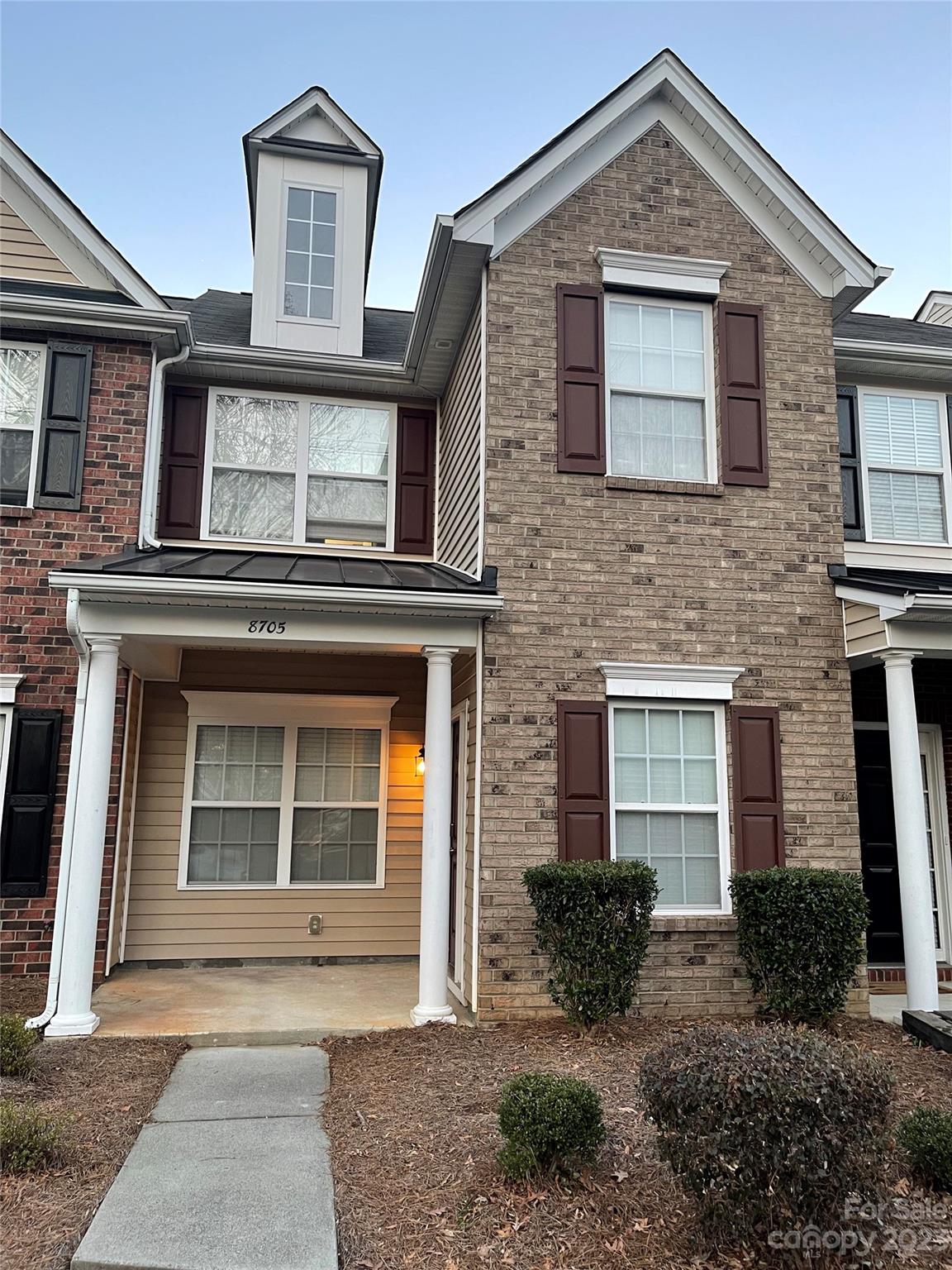8705 Wandering Creek Way Charlotte NC 28227