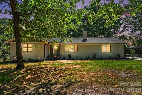 2313 Rainbrook Drive Monroe NC 28112
