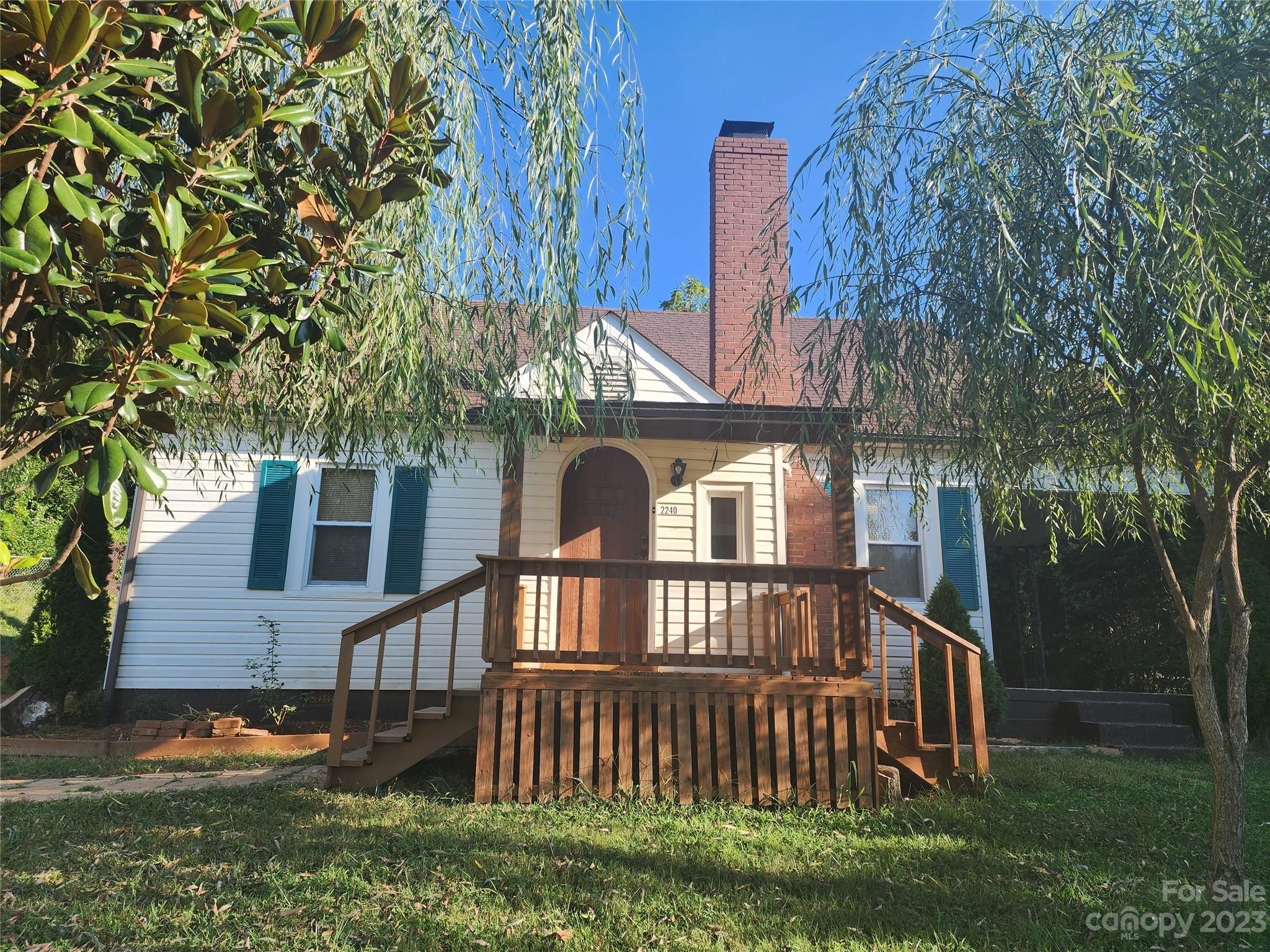 2240 8th Avenue Loop NW Hickory NC 28601