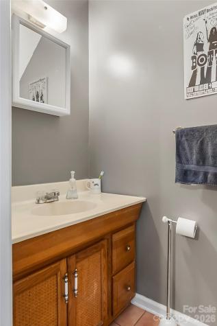 19 Rocking Porch Road Asheville NC 28805