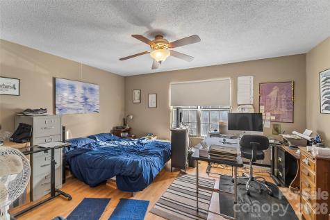 19 Rocking Porch Road Asheville NC 28805