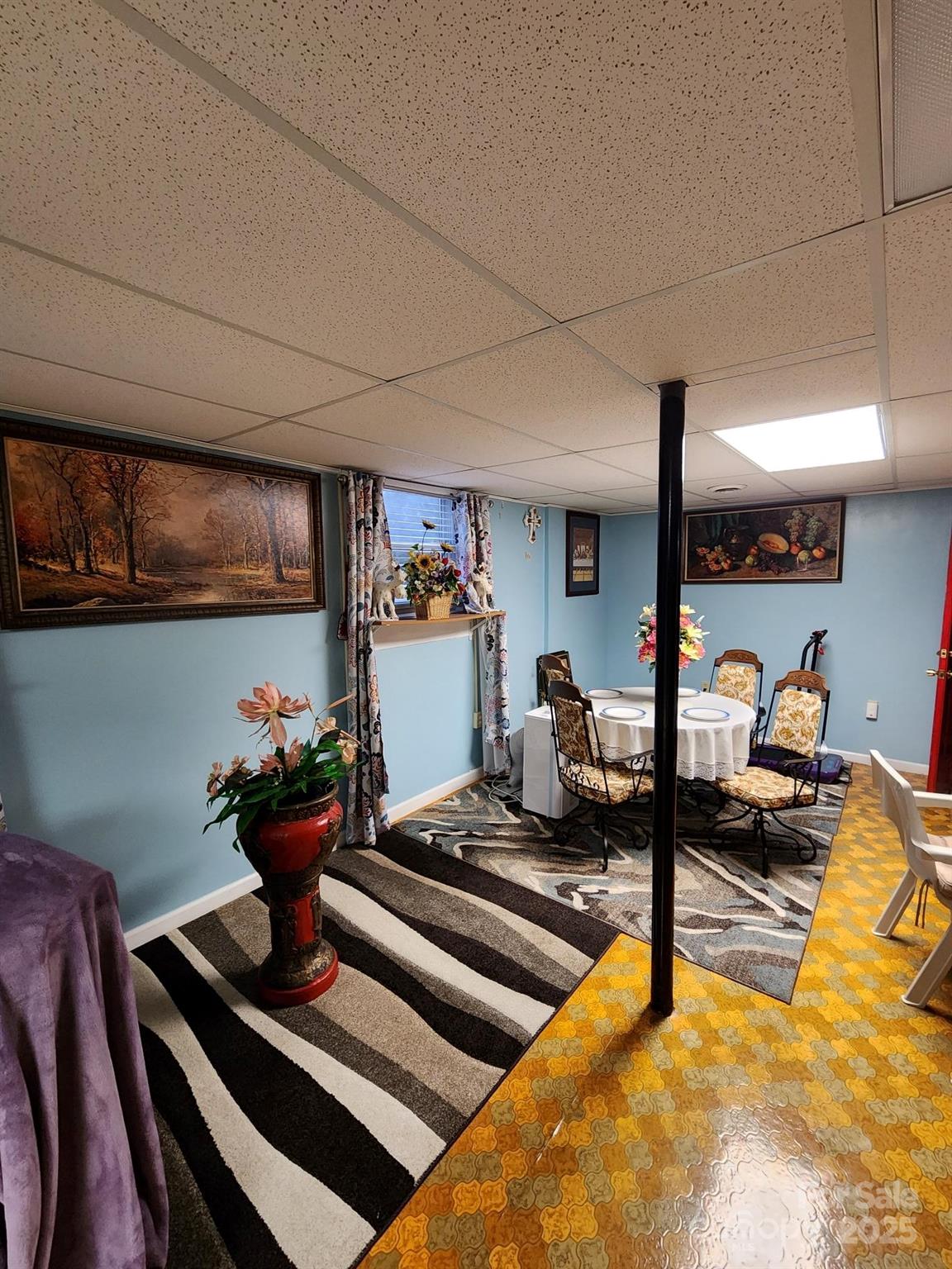 406 S Caldwell Avenue Newton NC 28658