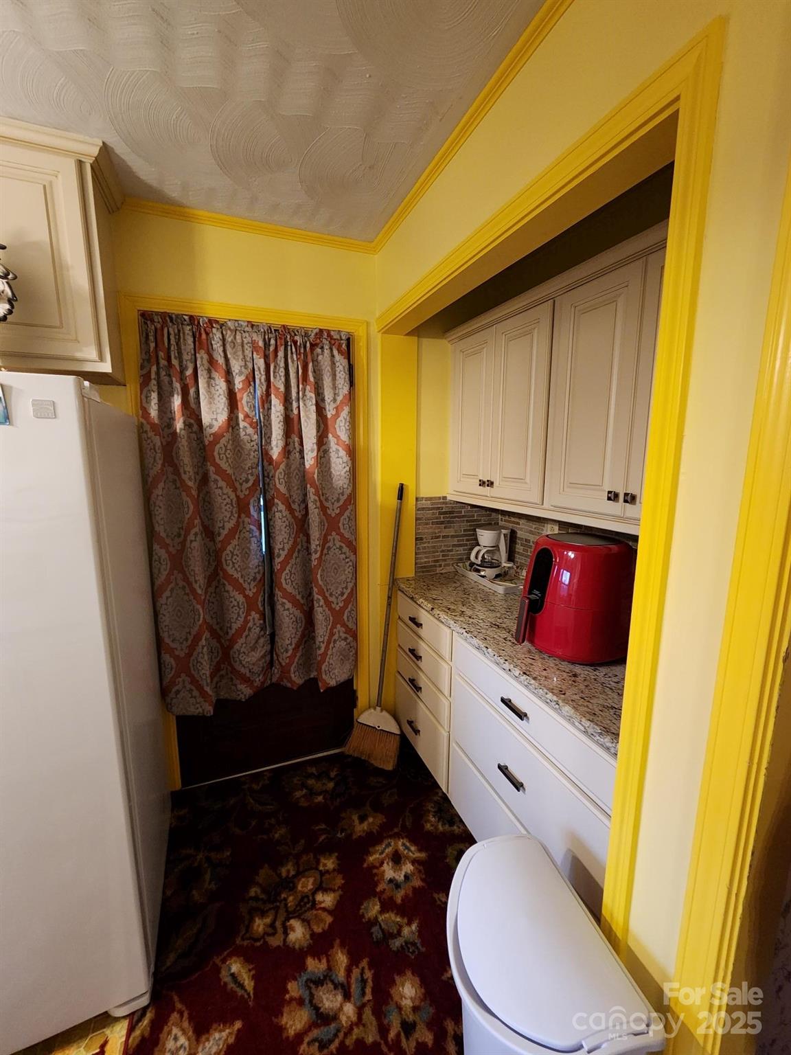 406 S Caldwell Avenue Newton NC 28658