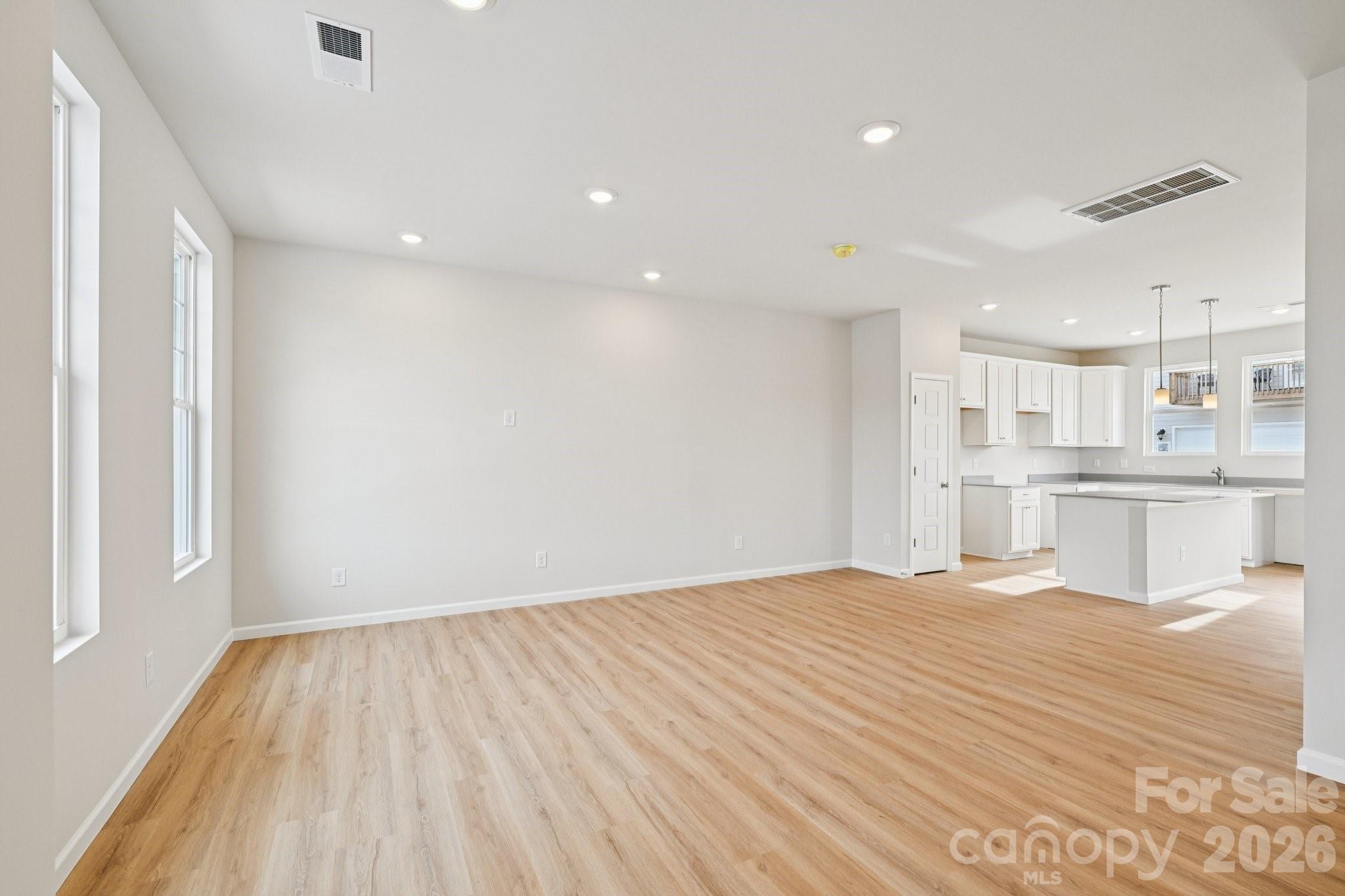 201 Vanguard Lane Cramerton NC 28032