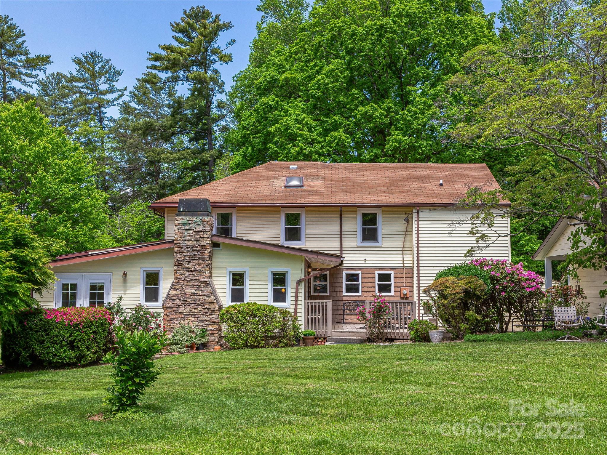 98 Ducker Road Arden NC 28704