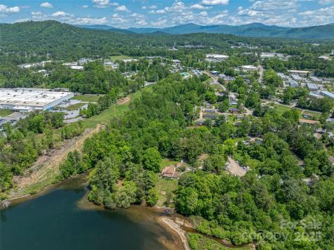 98 Ducker Road Arden NC 28704