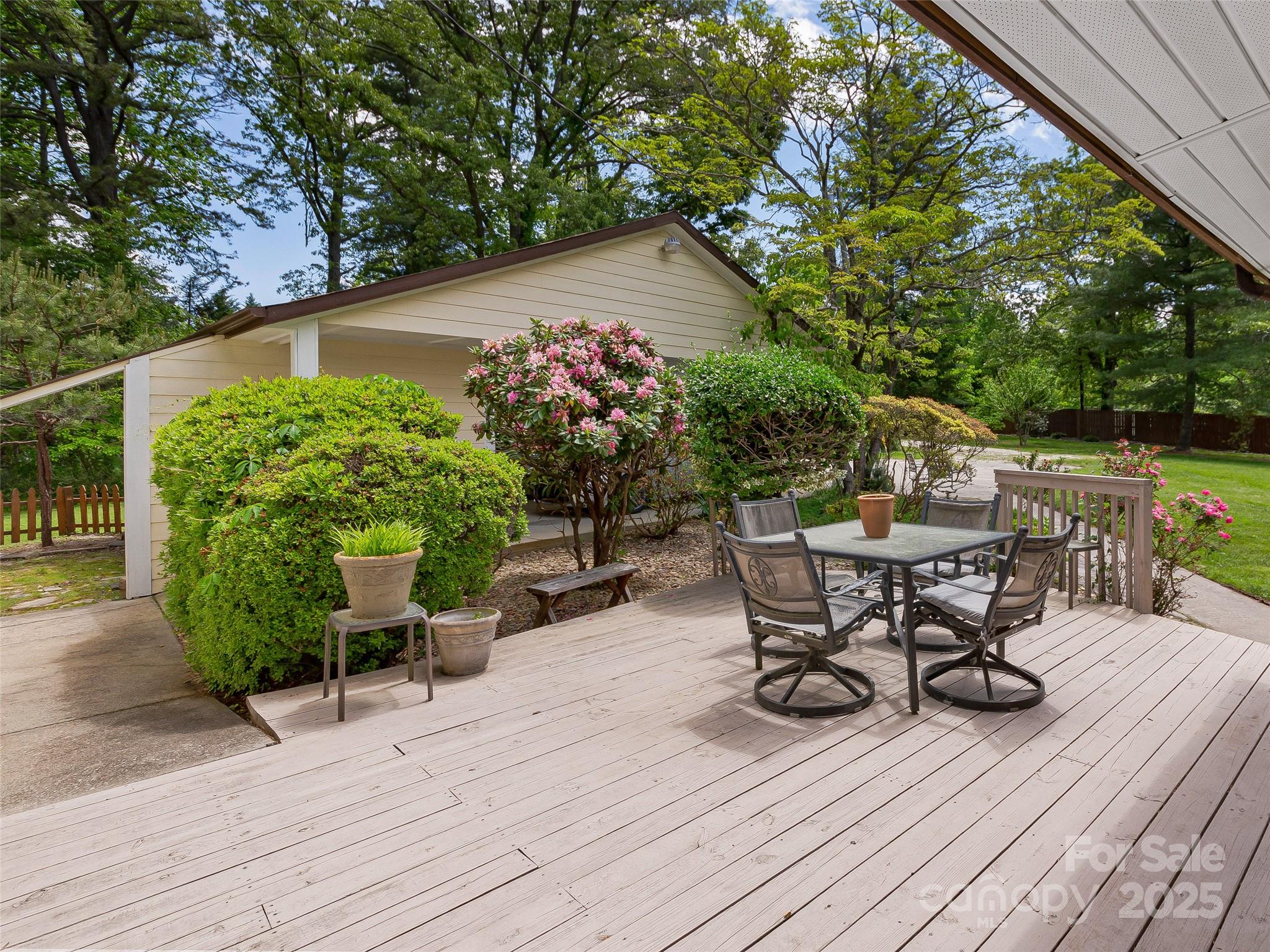 98 Ducker Road Arden NC 28704