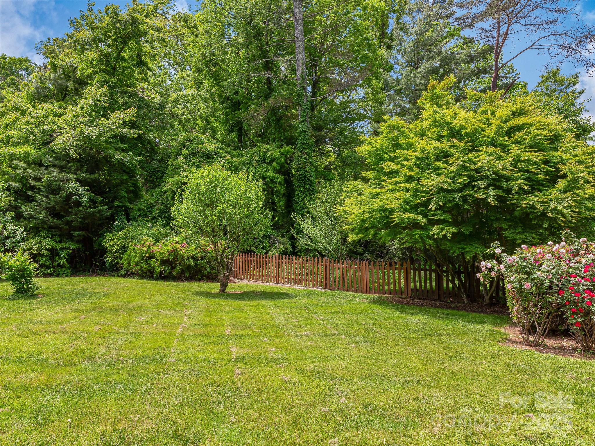 98 Ducker Road Arden NC 28704