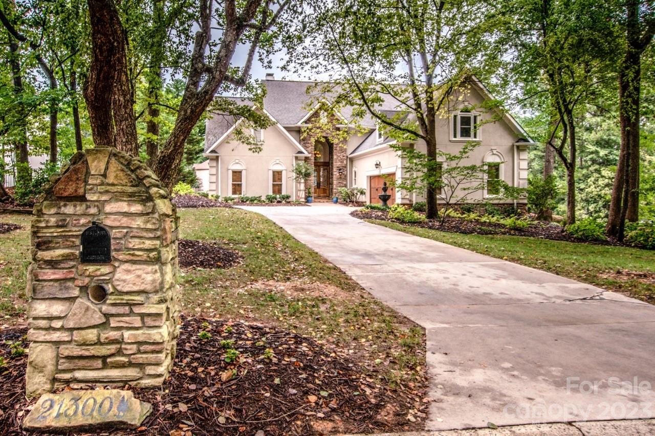 21300 Blakely Shores Drive Cornelius NC 28031