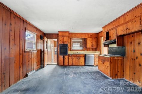 3029 Cresthill Drive Charlotte NC 28212