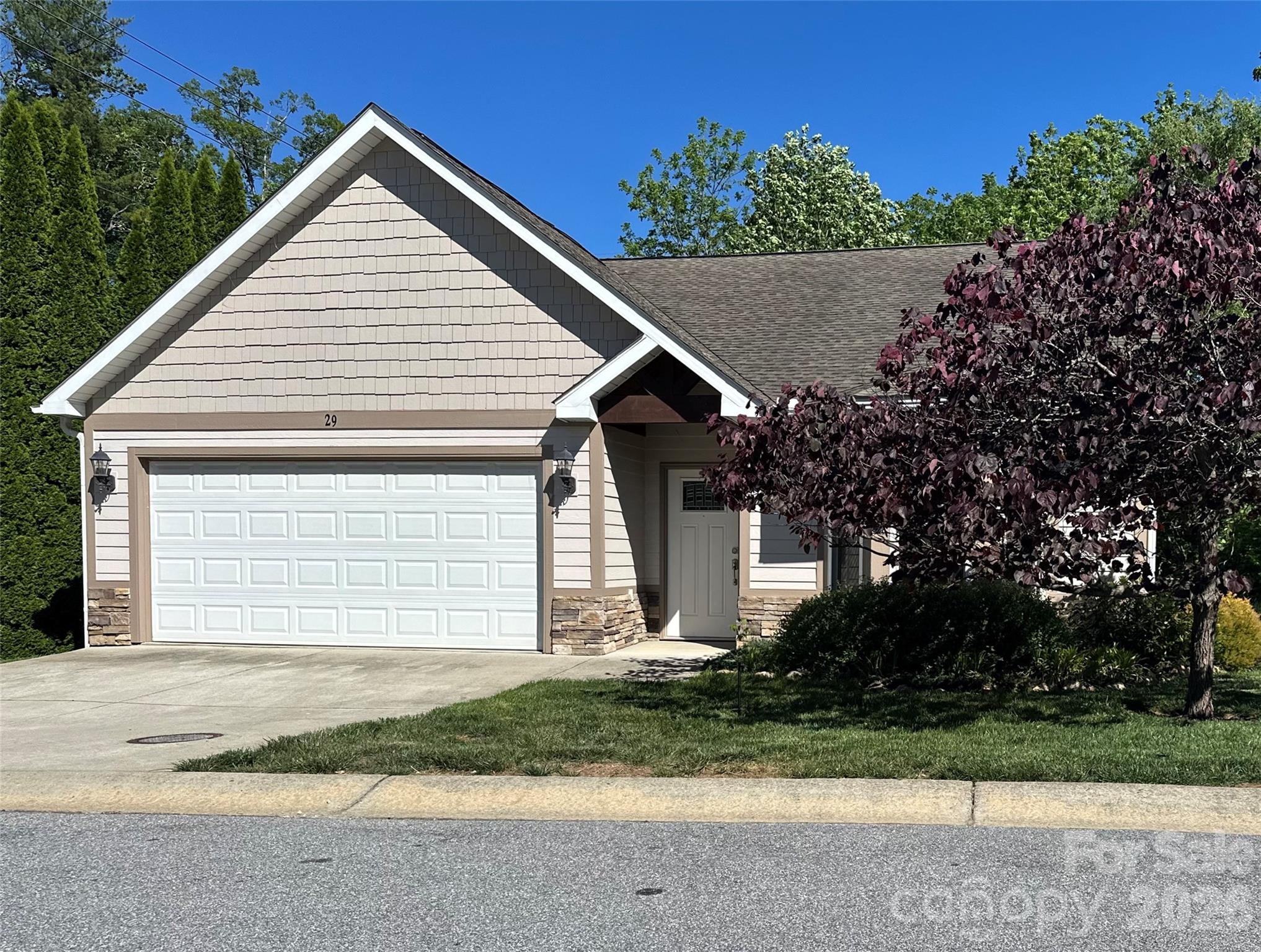 29 Kaylor Drive Arden NC 28704
