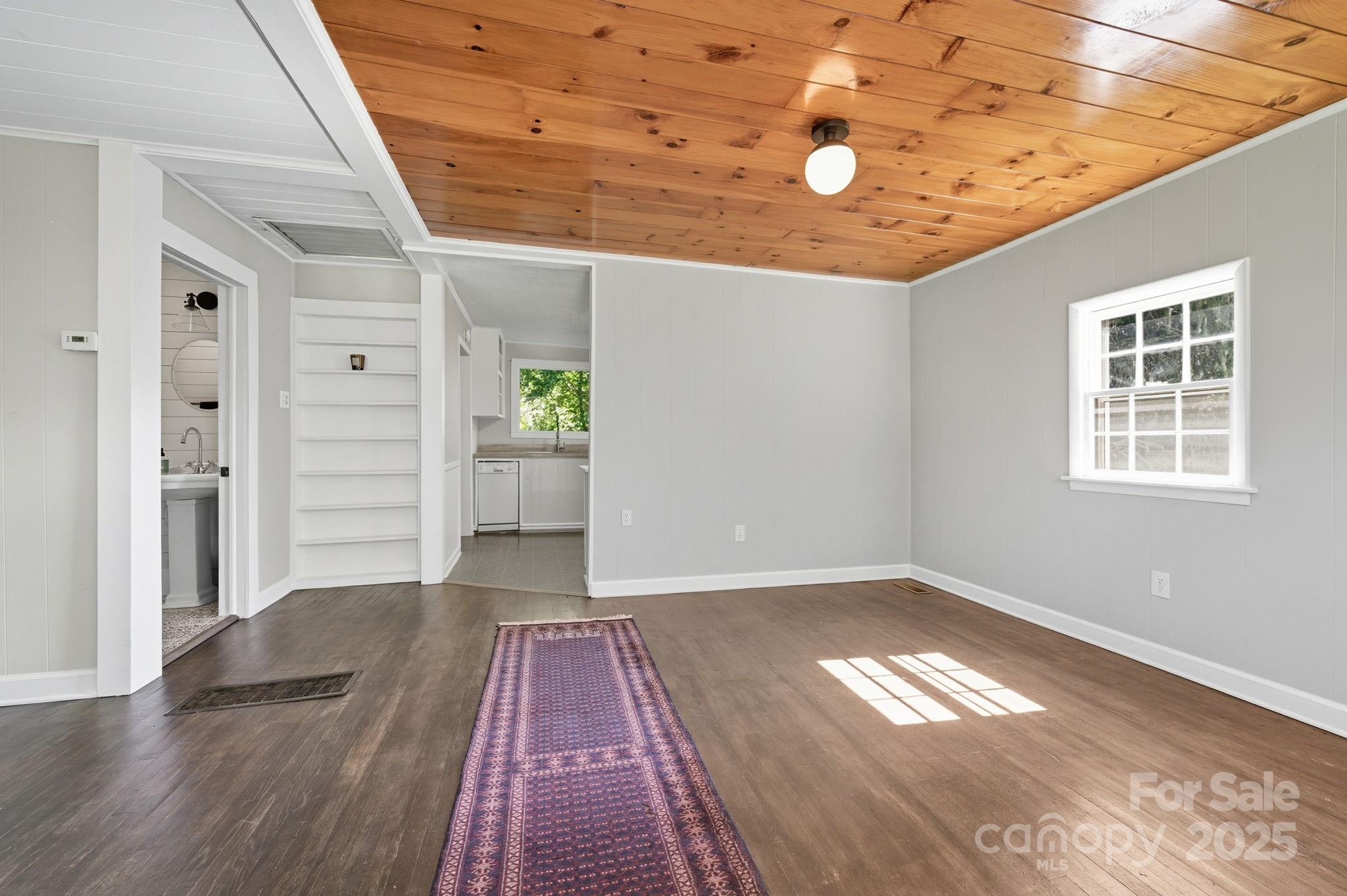 23 Shadowlawn Drive Asheville NC 28806