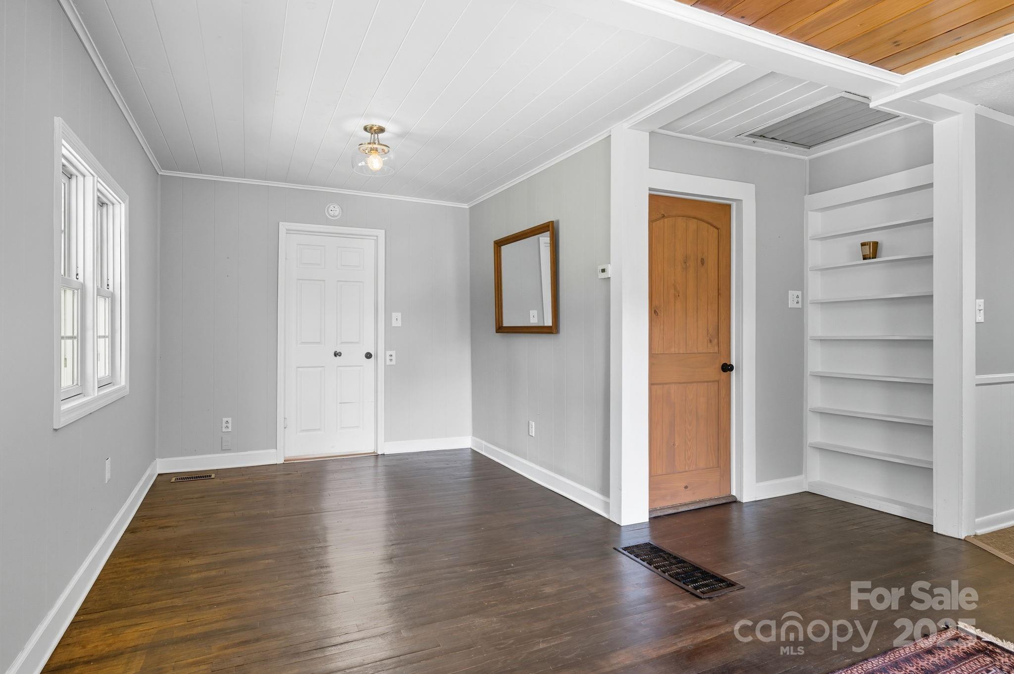 23 Shadowlawn Drive Asheville NC 28806