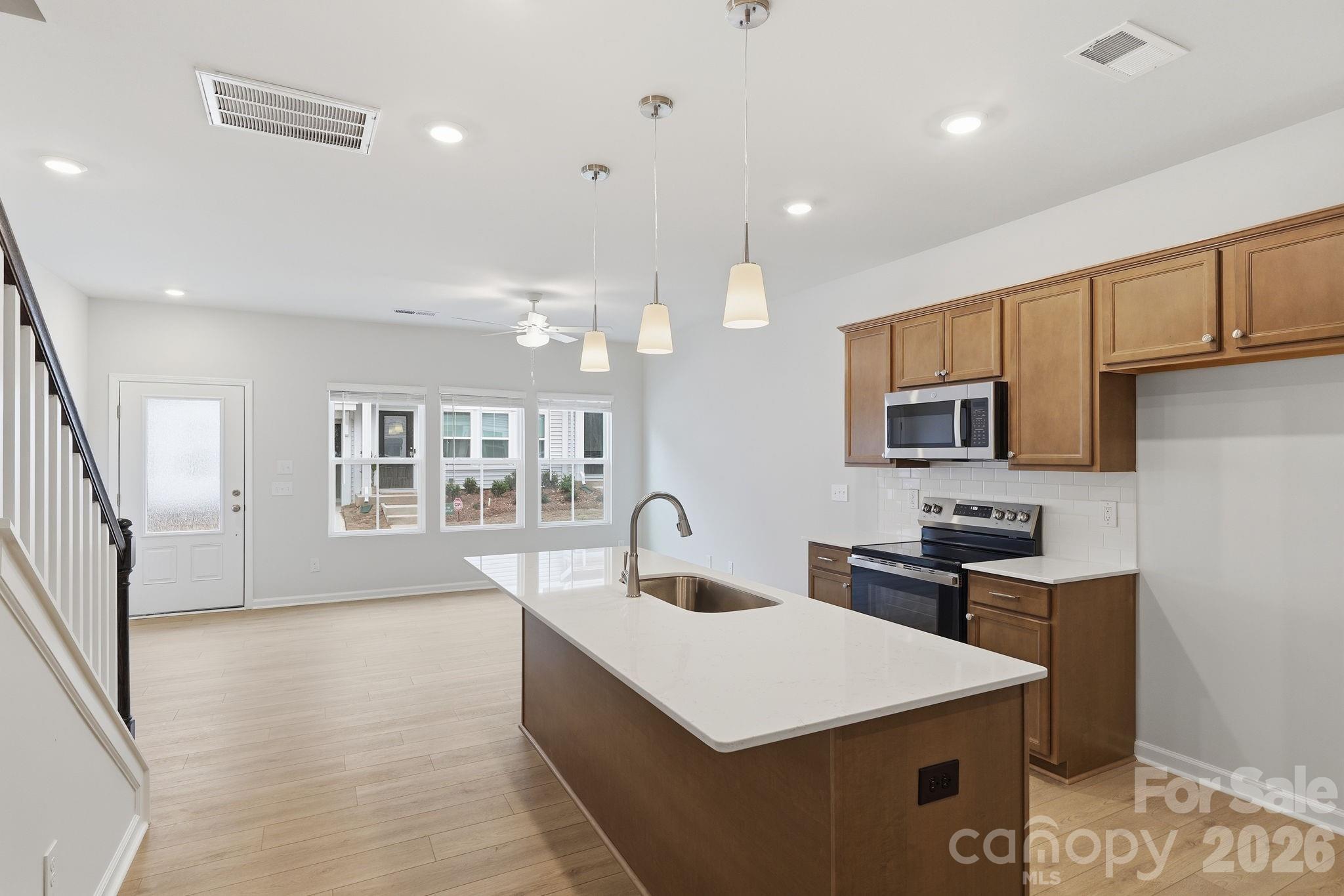 6213 Kimball Court Charlotte NC 28216