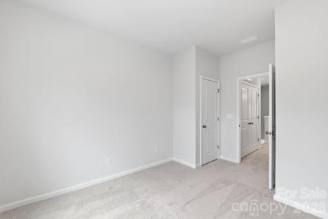 6213 Kimball Court Charlotte NC 28216