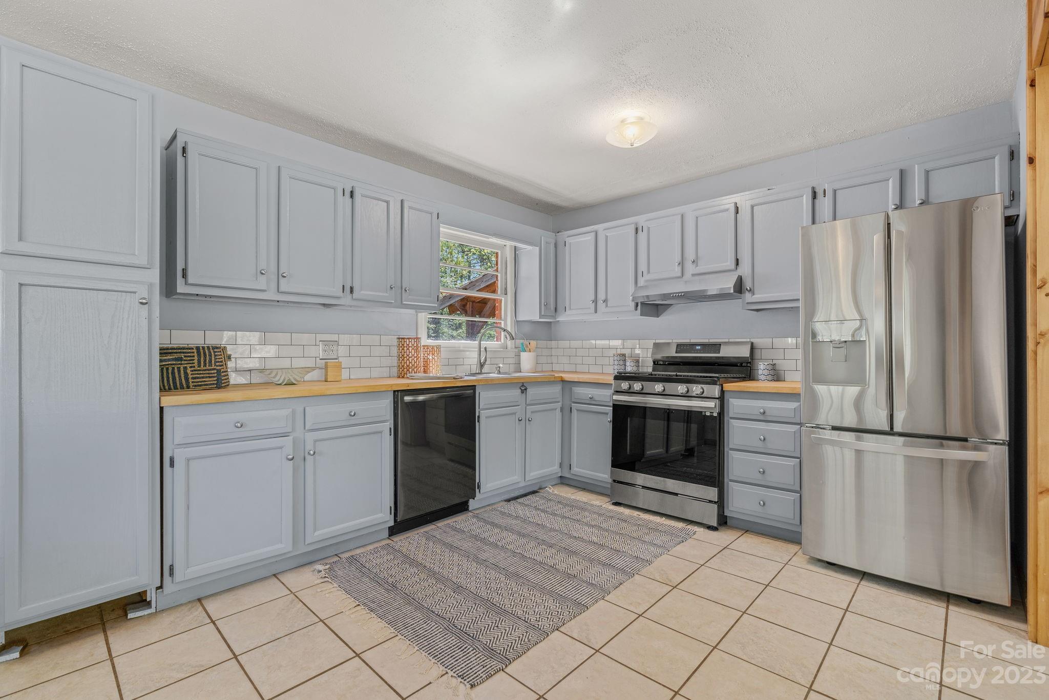 235 Richmond Hill Drive Asheville NC 28806